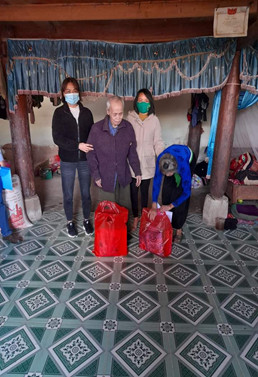 Chúc tết ông Lò Văn Hom